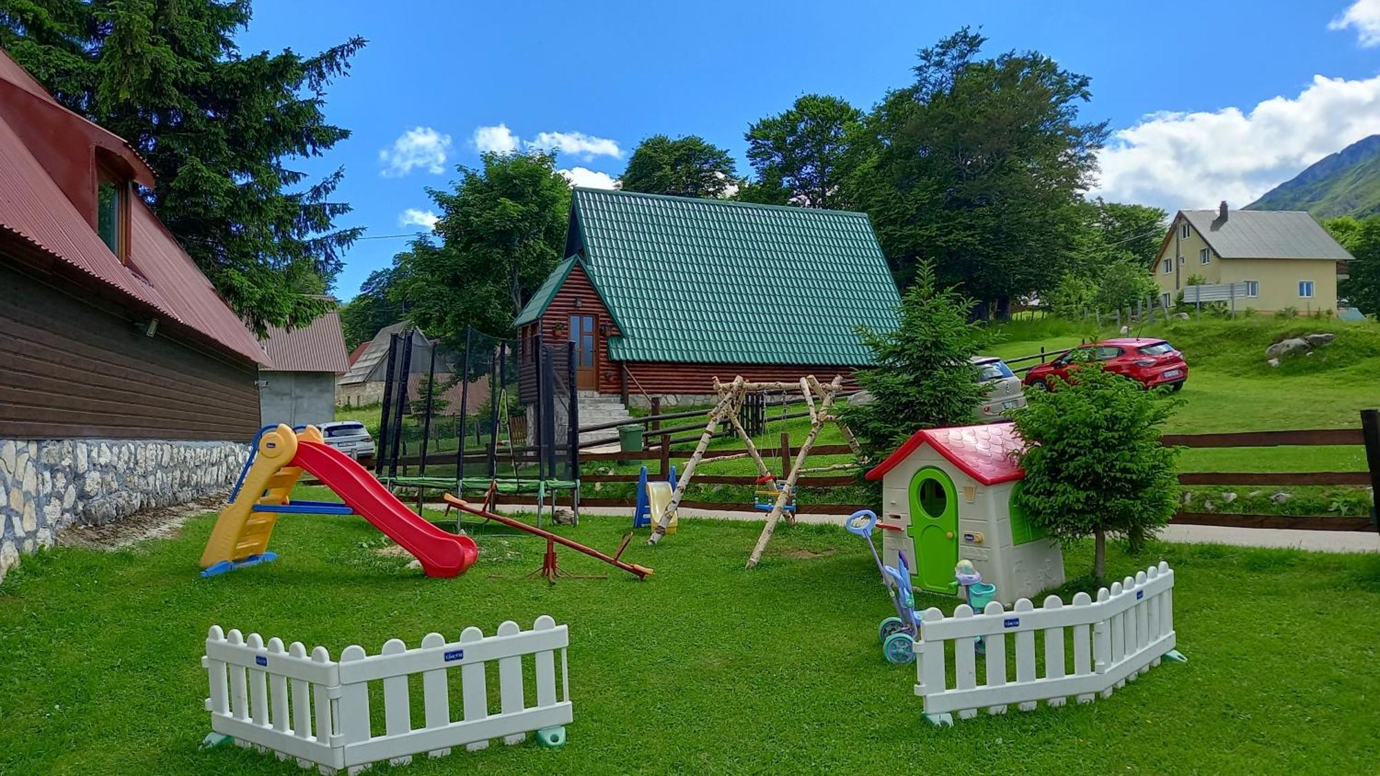 Family Farm Bungalow Žabljak Εξωτερικό φωτογραφία